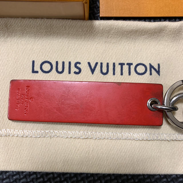 LOUIS VUITTON(ルイヴィトン)の17AW  LV Down Town Tab Charm メンズのファッション小物(キーホルダー)の商品写真