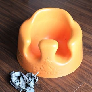 バンボ(Bumbo)のバンボ オレンジ ベビーチェア(その他)