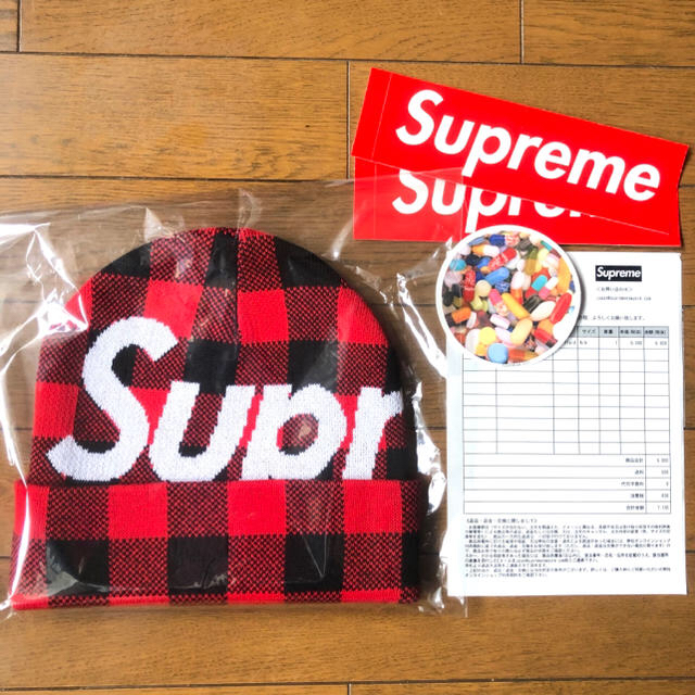 Supreme(シュプリーム)のSupreme Big Logo Beanie Red メンズの帽子(ニット帽/ビーニー)の商品写真