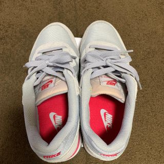 ナイキ(NIKE)のスニーカー(スニーカー)