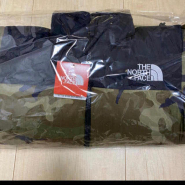 ダウンジャケットTHE NORTH FACE ノースフェイス　ヌプシ　ウッドランドカモ　Ｍ