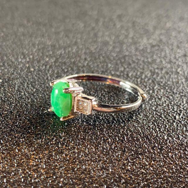 福袋 5000円引き 指輪 本翡翠 緑色 ヒスイ A貨フリーサイズ 本物保証84 レディースのアクセサリー(リング(指輪))の商品写真