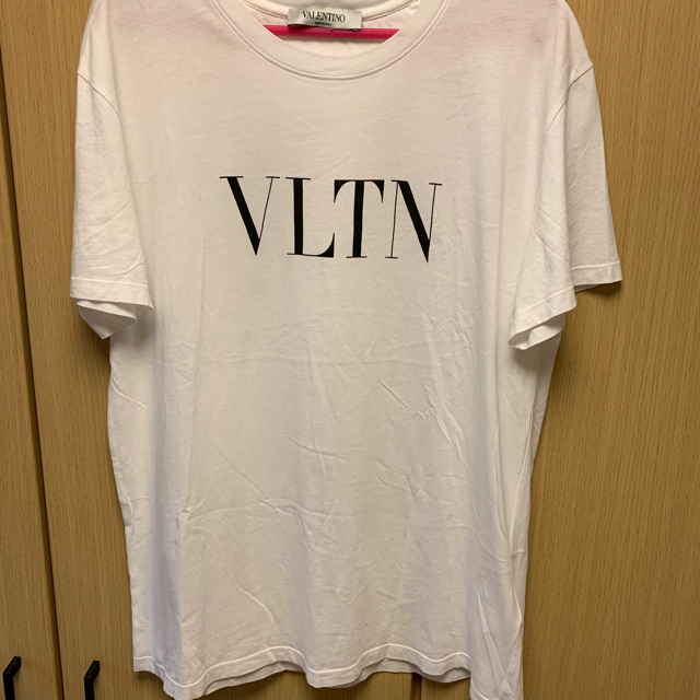 VALENTINO(ヴァレンティノ)の正規 19SS Valentino ヴァレンティノ VLTN ロゴ Tシャツ 白 メンズのトップス(Tシャツ/カットソー(半袖/袖なし))の商品写真