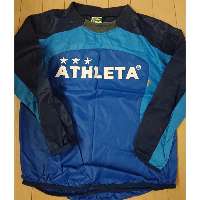 ATHLETA(アスレタ)のアスレタ ピステ 上下 150㎝ スポーツ/アウトドアのサッカー/フットサル(ウェア)の商品写真