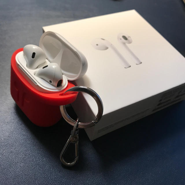 Apple(アップル)のApple AirPods 第一世代 スマホ/家電/カメラのオーディオ機器(ヘッドフォン/イヤフォン)の商品写真