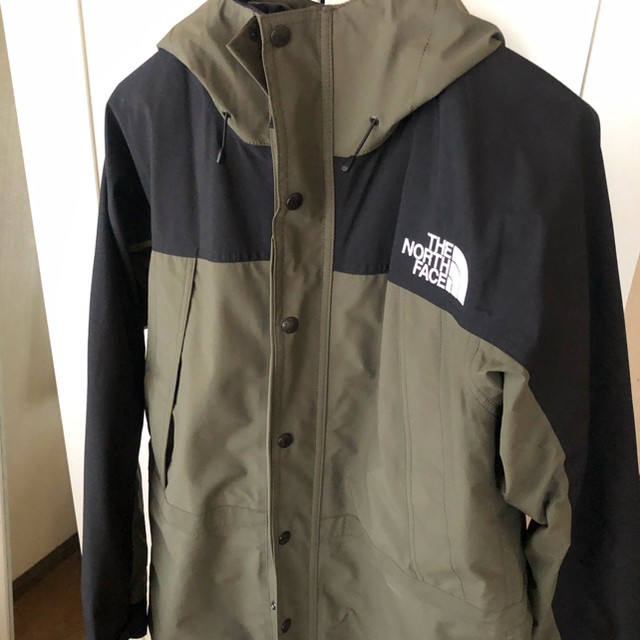 THE NORTH FACE(ザノースフェイス)の【M】TNF マウンテンライトジャケット NT メンズのジャケット/アウター(マウンテンパーカー)の商品写真