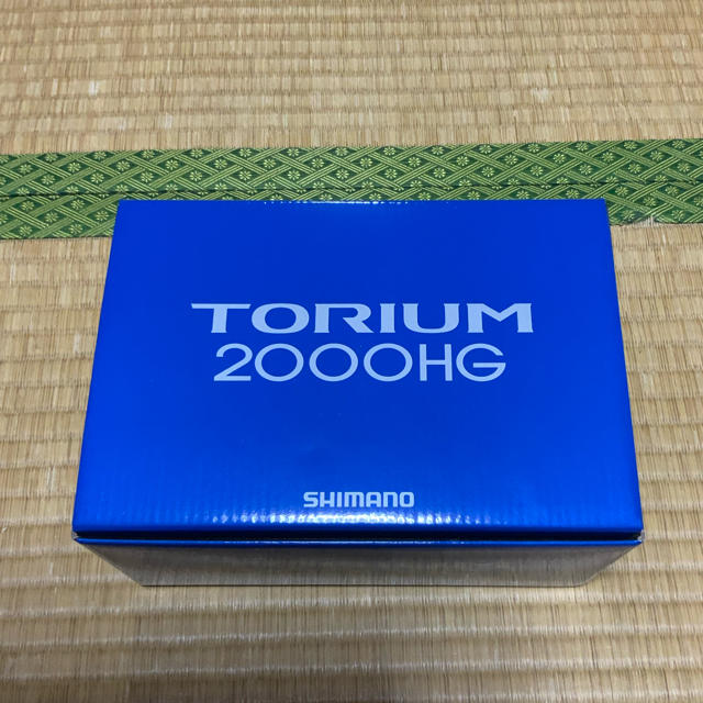 トリウム 2000HG(右) [2020年モデル]  シマノ