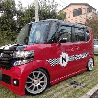 ホンダ(ホンダ)の28年後期最終★オシャレなツートンSSターボ特別グレード!!N-BOXカスタム！(車体)