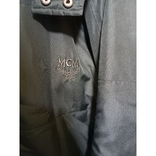 MCM　中綿ダウンジャケット　ワンポイントロゴ