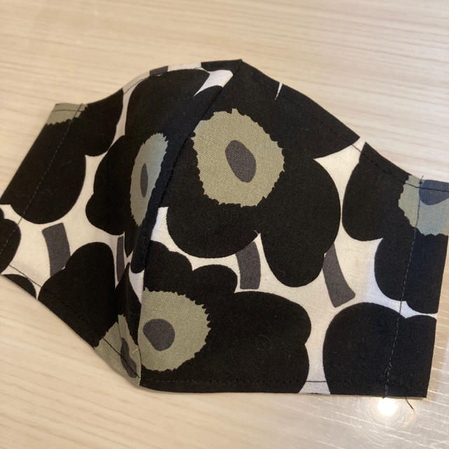 marimekko(マリメッコ)のna_ co様専用☆2点　立体　インナーマスク　茶ピンク&黒　15cm×24cm ハンドメイドのハンドメイド その他(その他)の商品写真