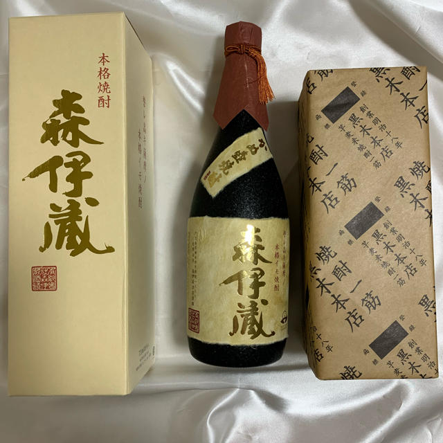 森伊蔵720mIと百年の孤独 食品/飲料/酒の酒(焼酎)の商品写真