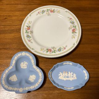 ウェッジウッド(WEDGWOOD)のウェッジウッド＆Royal Crown トレイ お皿 クローバー ペールブルー (食器)