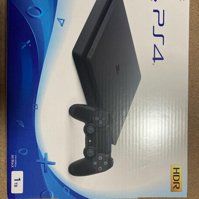 PlayStation4(プレイステーション4)のPlayStation4 1tb chu-2200b01 エンタメ/ホビーのゲームソフト/ゲーム機本体(家庭用ゲーム機本体)の商品写真