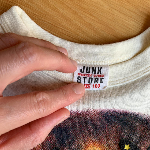 JUNK STORE(ジャンクストアー)のJUNK STORE半袖Tシャツ★100 キッズ/ベビー/マタニティのキッズ服男の子用(90cm~)(Tシャツ/カットソー)の商品写真