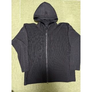 ISSEY MIYAKE - オムプリッセイッセイミヤケ パーカの通販 by ヨーセイ