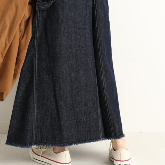 SLOBE IENA(スローブイエナ)のSLOBE IENA LE DENIM ボリュームフレアジャンパースカート40 レディースのワンピース(その他)の商品写真