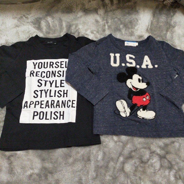 Disney(ディズニー)のディズニー ミッキーロンＴ 110 キッズ/ベビー/マタニティのキッズ服男の子用(90cm~)(Tシャツ/カットソー)の商品写真