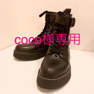 ザラ(ZARA)のcoco様専用　レザーフラットブーツ(ブーツ)