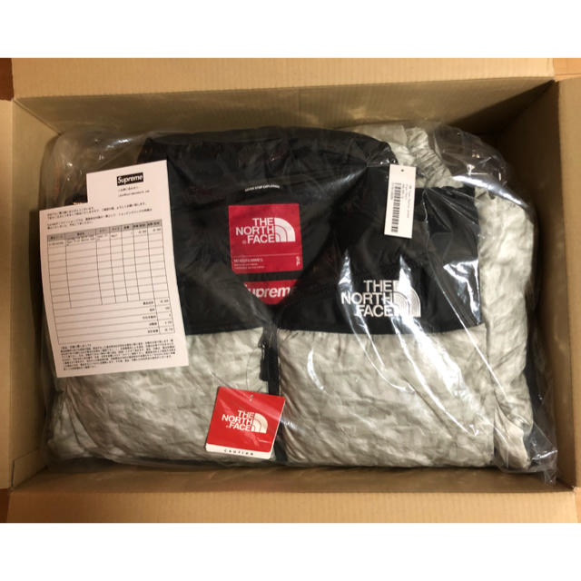 Supreme(シュプリーム)の(サイズS) Supreme®/The North Face® Nuptse  メンズのジャケット/アウター(ダウンジャケット)の商品写真