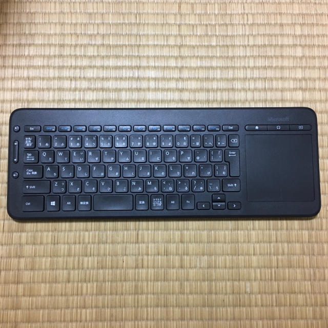 Microsoft(マイクロソフト)のマイクロソフト All-in-One Media Keyboard スマホ/家電/カメラのPC/タブレット(PC周辺機器)の商品写真