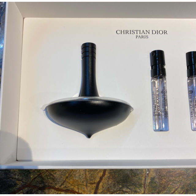 Christian Dior - dior ディオール プラチナ会員 バースデーギフト コマの通販 by あかりん's shop｜クリスチャン