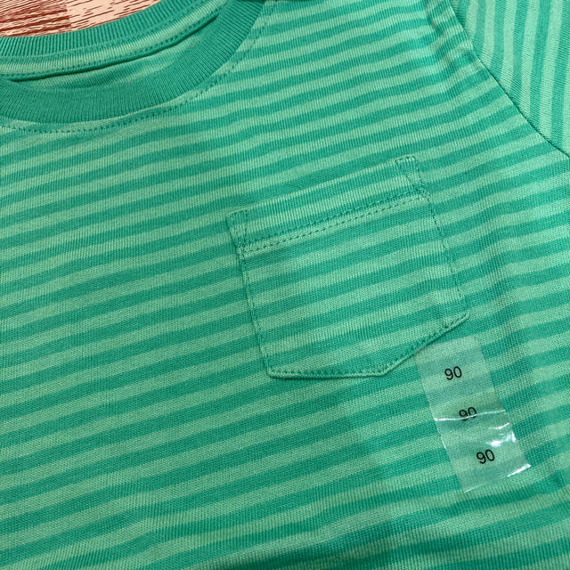 babyGAP(ベビーギャップ)のGAP Tシャツ　90cm キッズ/ベビー/マタニティのキッズ服男の子用(90cm~)(Tシャツ/カットソー)の商品写真