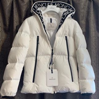 モンクレール(MONCLER)のOKP様専用。モンクレール　MONTCLA ホワイト　サイズ0(ダウンジャケット)