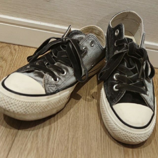 CONVERSE(コンバース)のコンバースconverse　スニーカー23.5センチ キッズ/ベビー/マタニティのベビー靴/シューズ(~14cm)(スニーカー)の商品写真