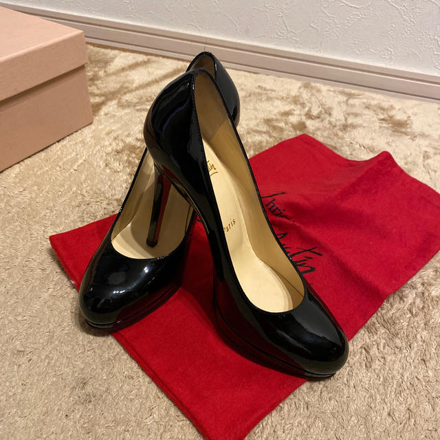 Christian Louboutin(クリスチャンルブタン)のルブタン　黒　36 レディースの靴/シューズ(ハイヒール/パンプス)の商品写真