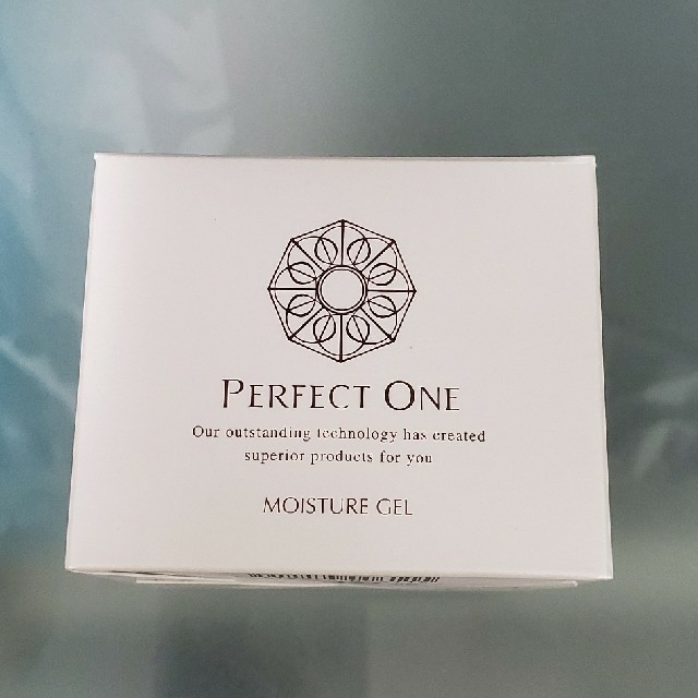 PERFECT ONE(パーフェクトワン)の〘 新品・未開封 〙  パーフェクトワン モイスチャージェル 75g コスメ/美容のスキンケア/基礎化粧品(オールインワン化粧品)の商品写真