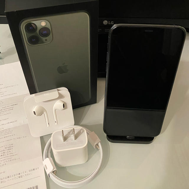 新品登場 Apple - iPhone 11 Pro Max 256gb SIM Free スマートフォン ...