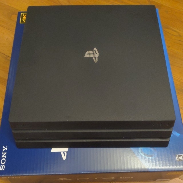 PS4 Pro 本体