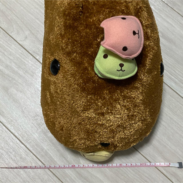 カピバラさんのぬいぐるみ エンタメ/ホビーのおもちゃ/ぬいぐるみ(キャラクターグッズ)の商品写真