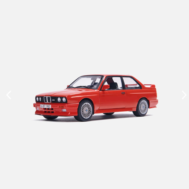 Kith×BMW E30 M3 18分の1 ダイキャストカー マンプロ - ミニカー