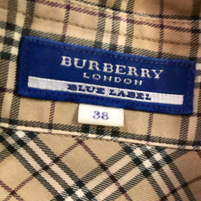 BURBERRY BLUE LABEL(バーバリーブルーレーベル)のBURBERRY BLUE LAVEL 半袖チェック柄シャツ レディースのトップス(シャツ/ブラウス(半袖/袖なし))の商品写真