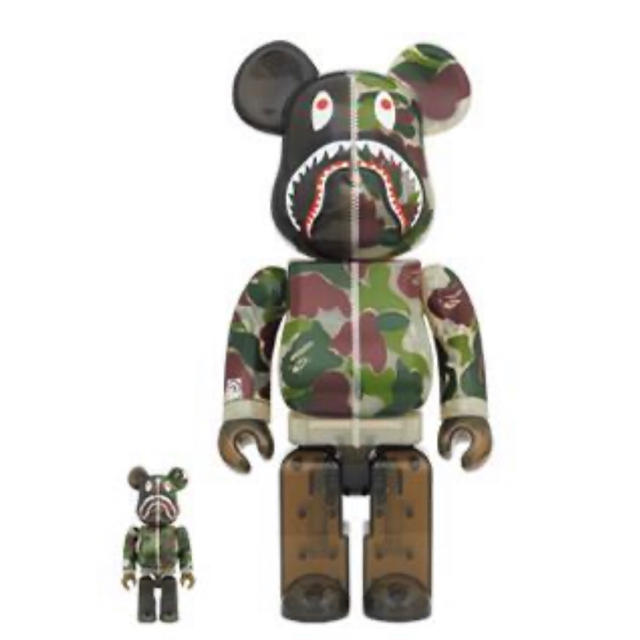 MEDICOM TOY(メディコムトイ)のBE@RBRICK CAMO SHARK 100％ & 400％  エンタメ/ホビーのフィギュア(その他)の商品写真