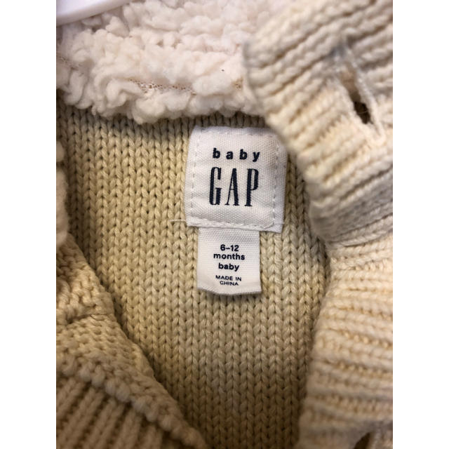 babyGAP(ベビーギャップ)のギャップケーブルニットロンパース キッズ/ベビー/マタニティのベビー服(~85cm)(ロンパース)の商品写真