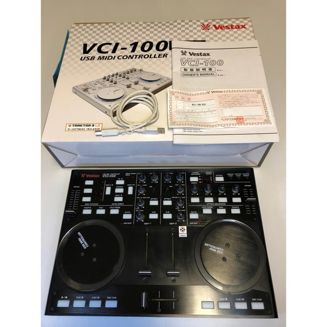 Pioneer(パイオニア)のvestax vcl-100 ターンテーブル DJコントローラー ブラック 楽器のDJ機器(DJコントローラー)の商品写真