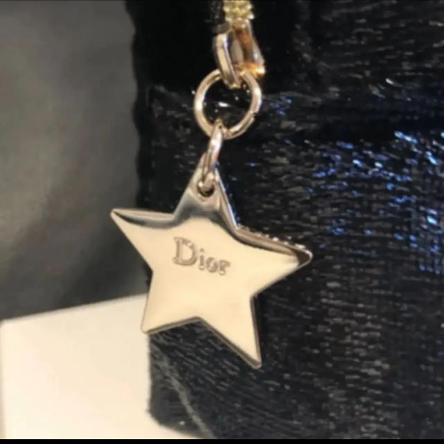 Christian Dior(クリスチャンディオール)のディオール　クリスマス　黒 ゴールド　ノベルティ　ポーチ レディースのファッション小物(ポーチ)の商品写真