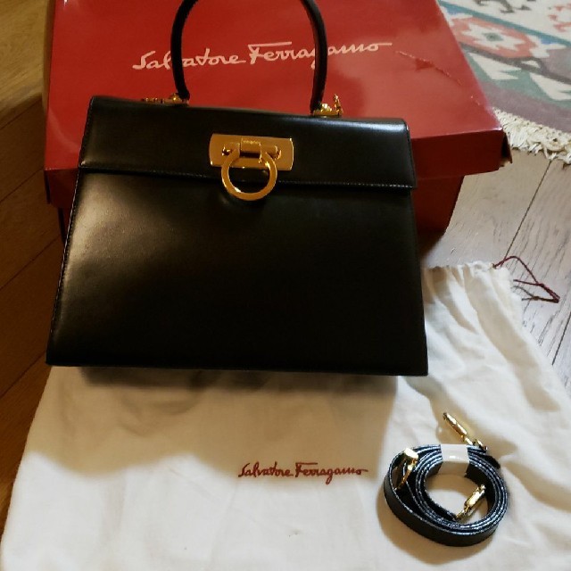 大特価 Salvatore Ferragamo - フェラガモ バッグ 入学式 卒業式