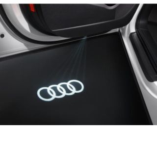 アウディ(AUDI)のアウディ純正　ドアエントリーライト　フォーリングス(車種別パーツ)