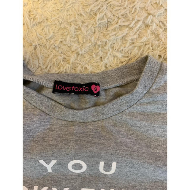 lovetoxic(ラブトキシック)のラブトキシック　Tシャツ　カットソー　LOVETOXIC Sサイズ キッズ/ベビー/マタニティのキッズ服女の子用(90cm~)(Tシャツ/カットソー)の商品写真