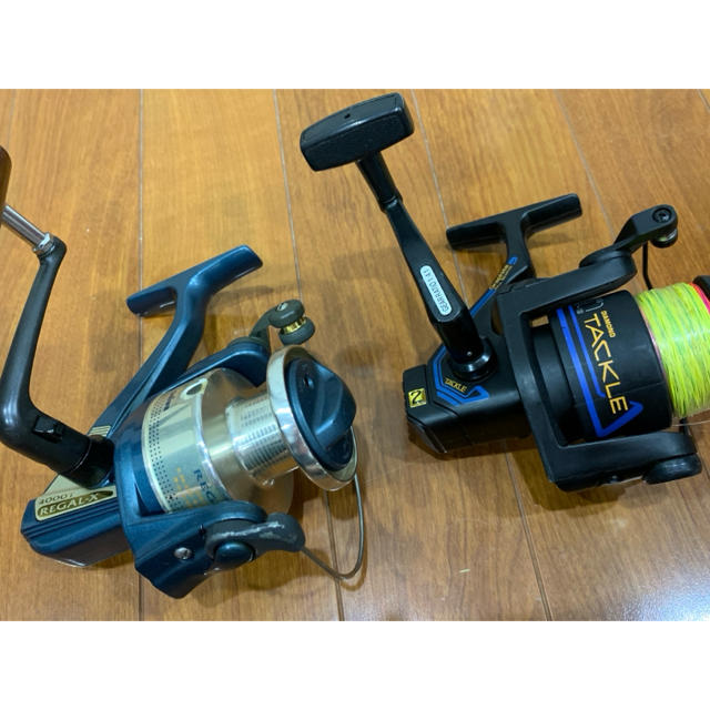 DAIWA(ダイワ)のダイワ　リール　リーガルX 4000とアルファタックル　2個セット スポーツ/アウトドアのフィッシング(リール)の商品写真