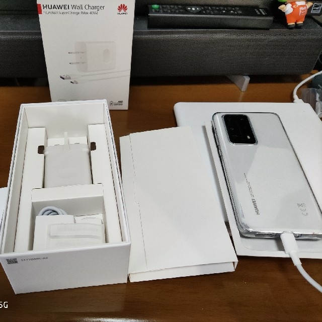 海外ブランド 【中古】Huawei P40 最大100倍ズームスマホ Plus Pro スマートフォン本体 海外ブランド 【中古】Huawei P40 最大100倍ズームスマホ Plus Pro スマートフォン本体
