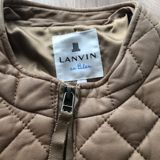 LANVIN en Bleu(ランバンオンブルー)のLANVIN  レディースのジャケット/アウター(ダウンコート)の商品写真