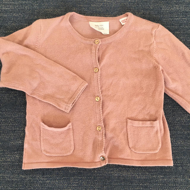 ZARA KIDS(ザラキッズ)のZARAカーディガン 80センチ キッズ/ベビー/マタニティのベビー服(~85cm)(カーディガン/ボレロ)の商品写真