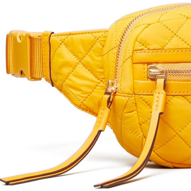 Tory Burch(トリーバーチ)のTORY BURCH PERRY QUILTED NYLONBELT BAG  レディースのバッグ(ショルダーバッグ)の商品写真