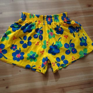 マリメッコ(marimekko)のmarimekko   120センチ  花柄 短パン(パンツ/スパッツ)