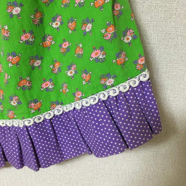 HANJIRO(ハンジロー)の古着 小花柄スカート レディースのスカート(ひざ丈スカート)の商品写真