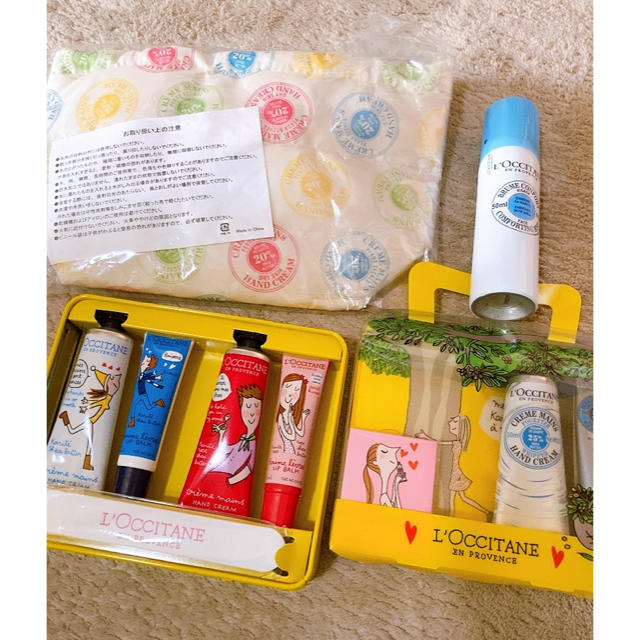 L'OCCITANE(ロクシタン)のロクシタン　シアキッス　セット コスメ/美容のボディケア(ハンドクリーム)の商品写真